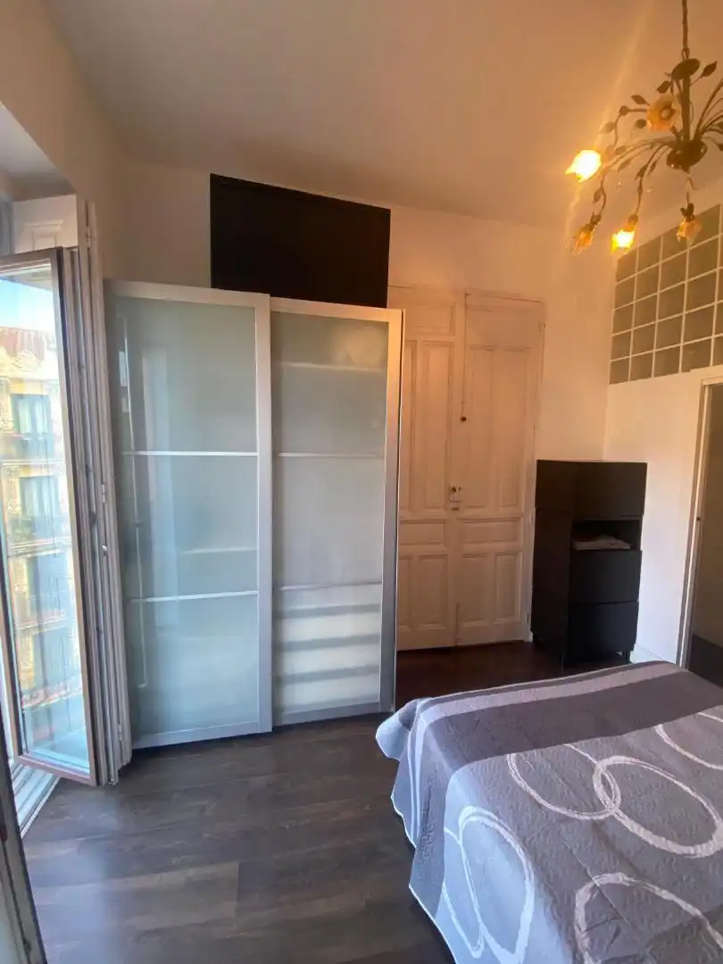 Piso en  Calle de Cuchilleros 1 - Foto 1