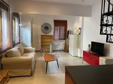 Piso en calle de Cáceres, 5