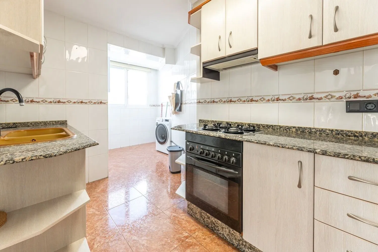 Piso en C. de la Dama d'Elx, 21 - Foto 4