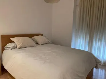 Apartamento en calle Calle Condes de Crespo Rascón 1 - Foto 13