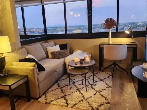 Piso en calle Alejandro Casona, 3