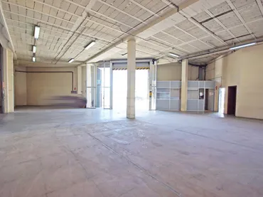 Nave Industrial en  Carrer Carrer Motors 306 - Foto 9