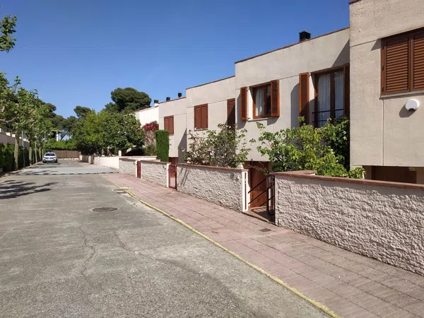 Chalet pareado en Calle Joan Miró, 62 - Foto 2