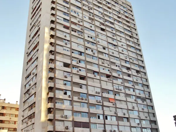 Estudio en avenida del General Perón, 32