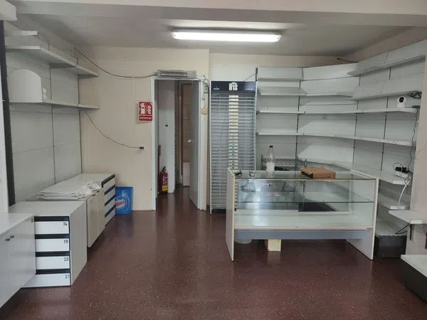 Local en Avenida de Can Cabanyes, 2, Les Torres, Les Torres - Foto 2