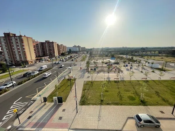 Piso en avenida de Cataluña, 166