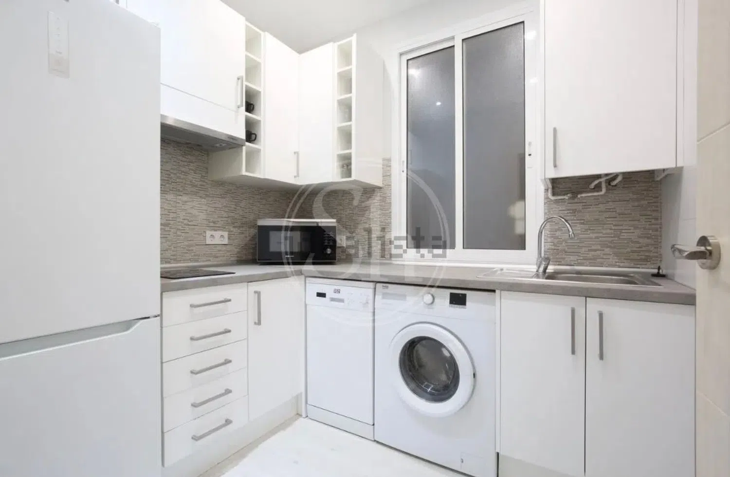 Piso en calle de Vallehermoso, 90