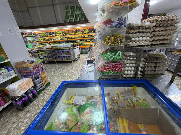 Supermercado en Calle Sierra Mariola, 1 b, Virgen del Remedio - Parque lo Morant - Foto 14