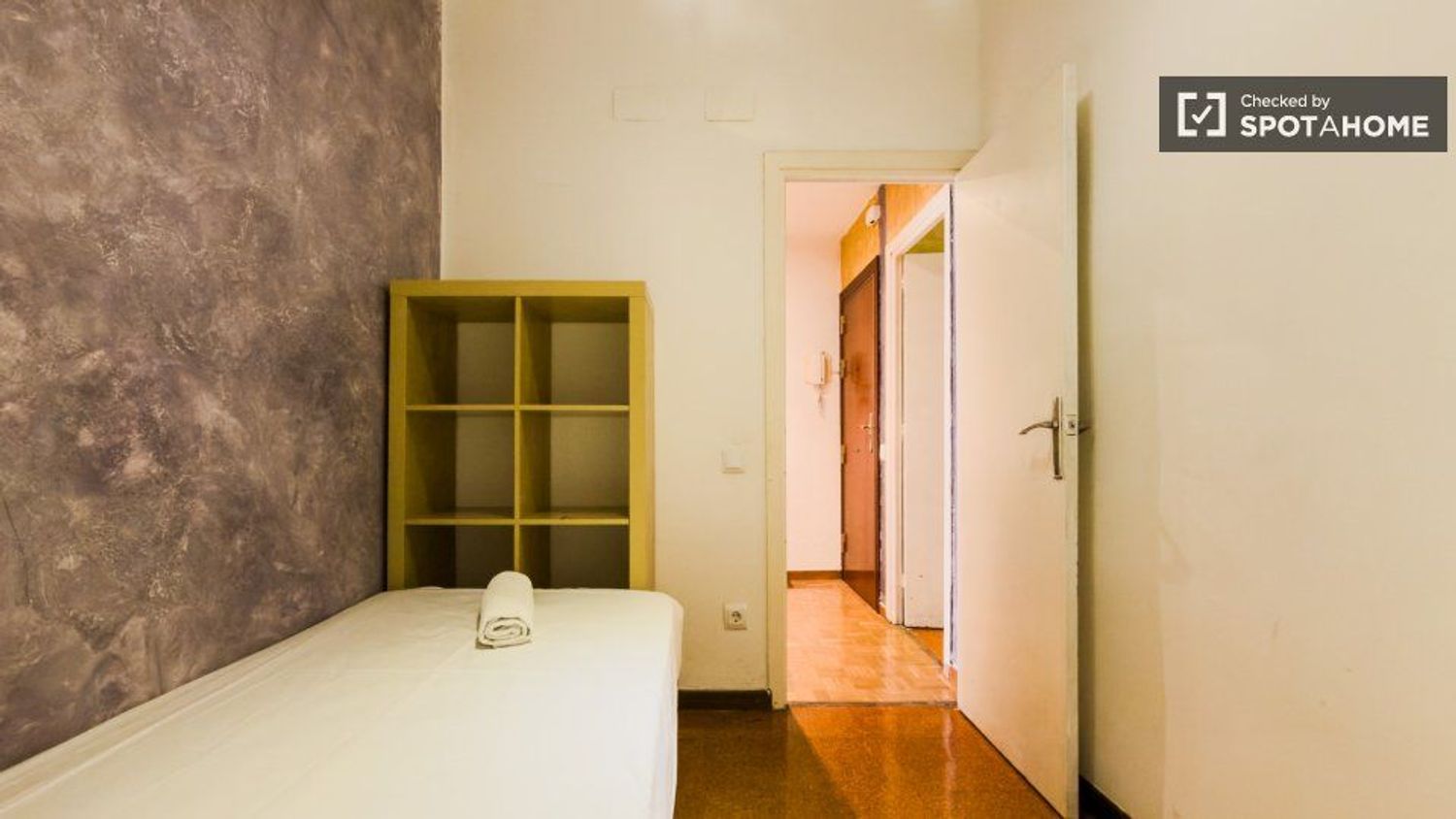 Piso en Calle de Bonsoms, Sants - Badal - Foto 8