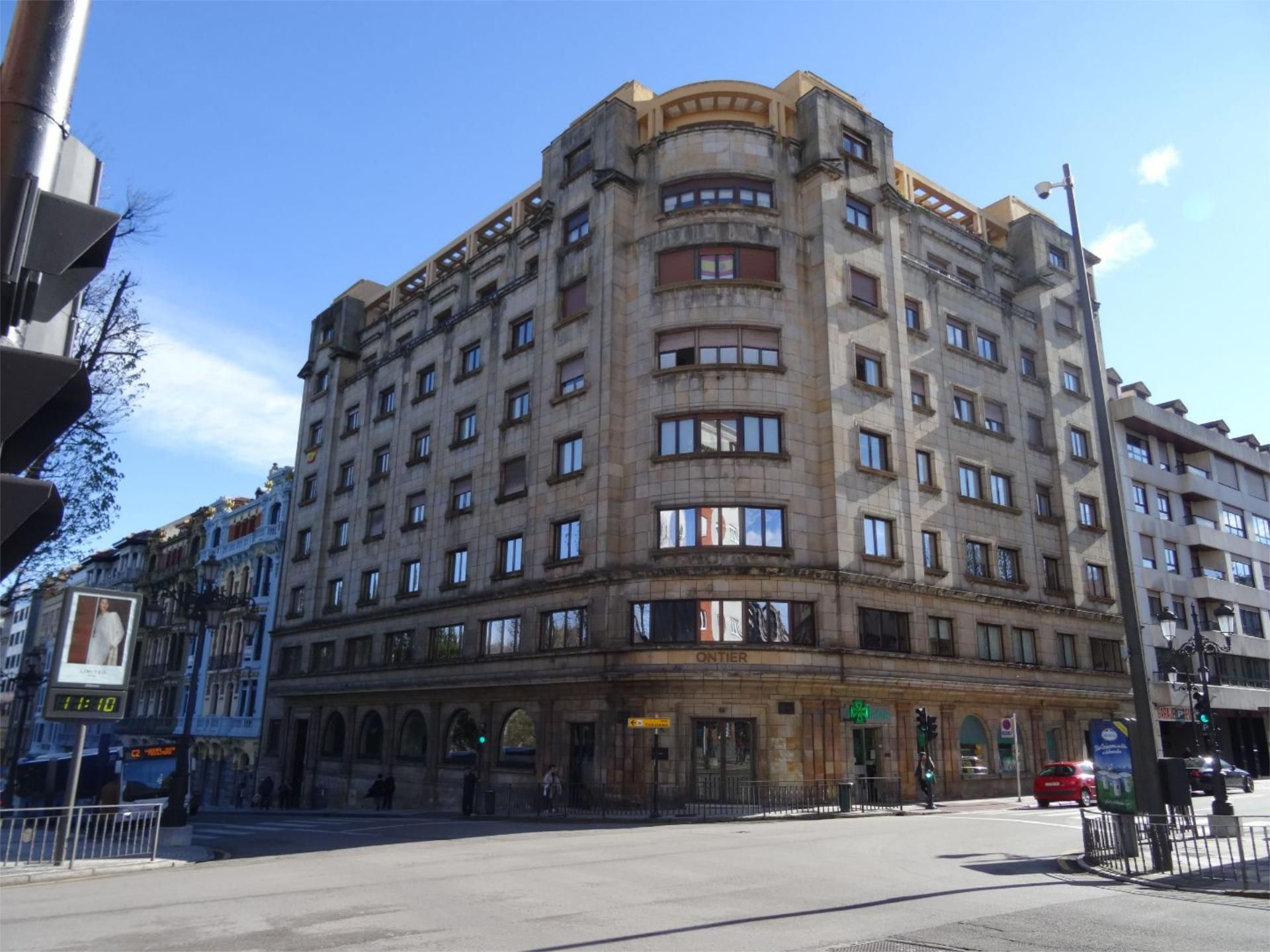 Piso en  Calle Marqués de Santa Cruz 13 - Foto 1