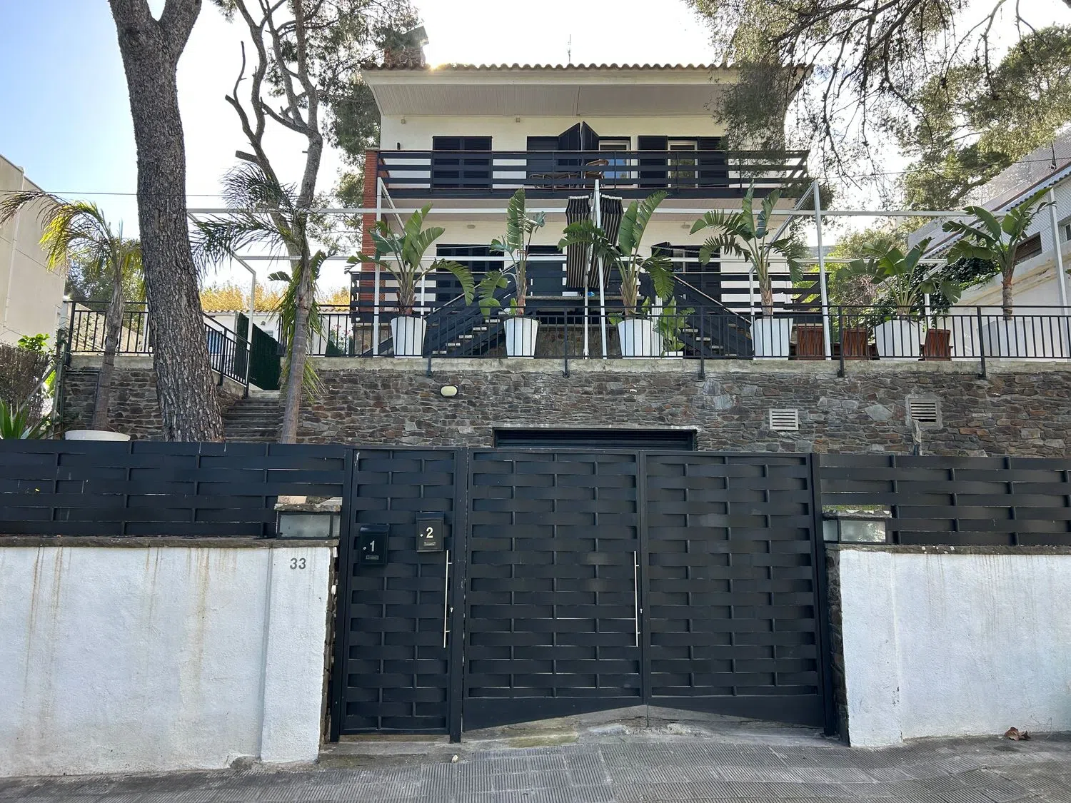 Chalet pareado en avenida 350, 33