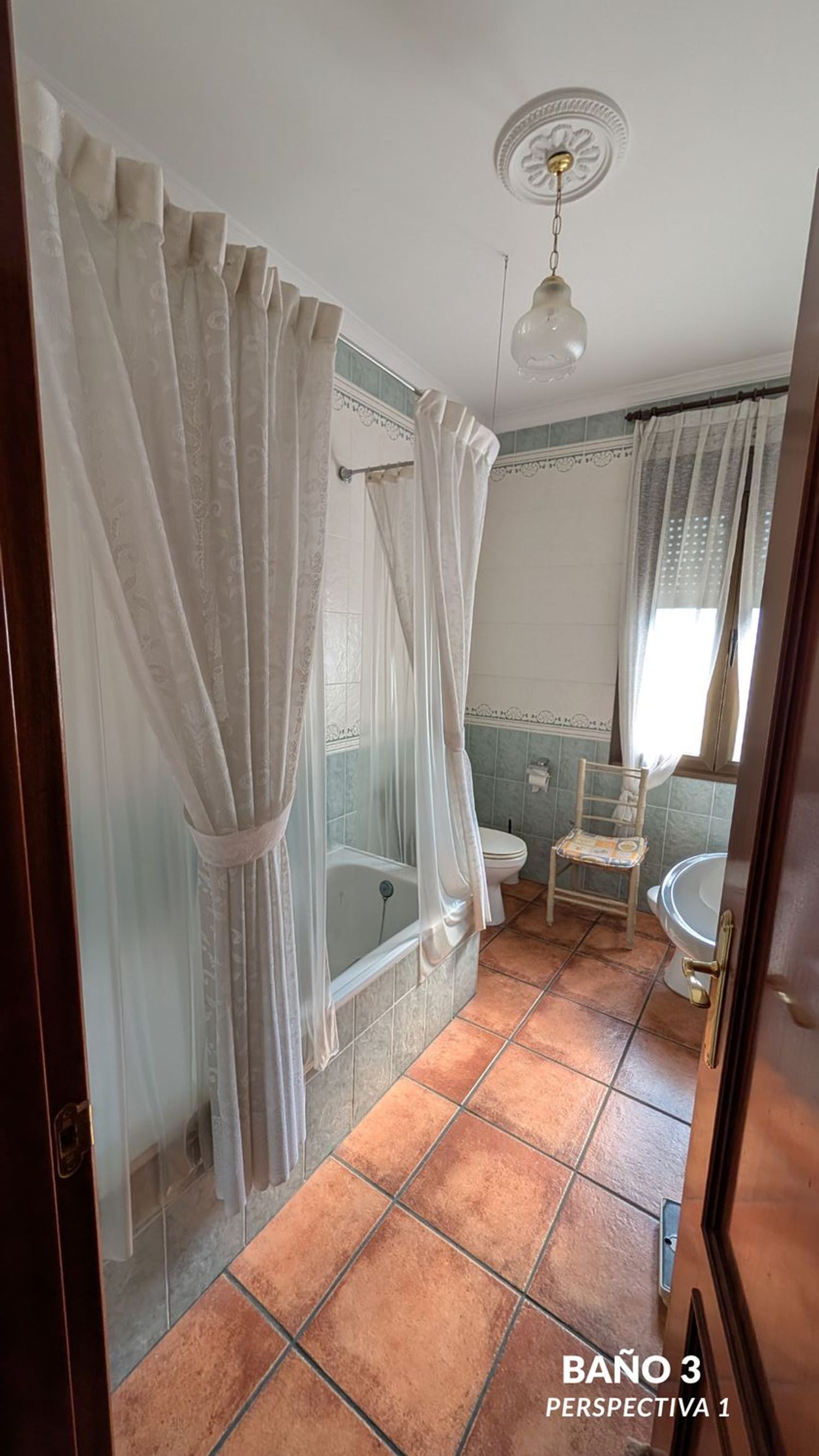 Chalet adosado en Calle Villacisneros s/n - Foto 25