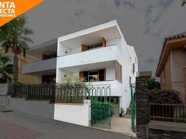 Chalet adosado en Calle Teniente C Castillo Olivares, 4 - Foto 2