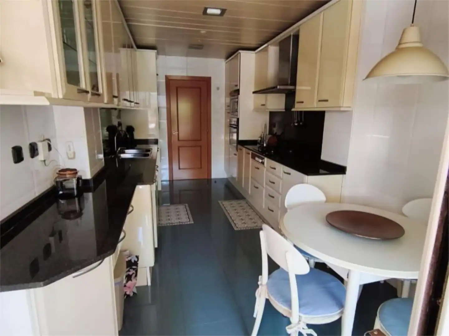 Piso en  Carrer de Domènec Oristrell 48 - Foto 8