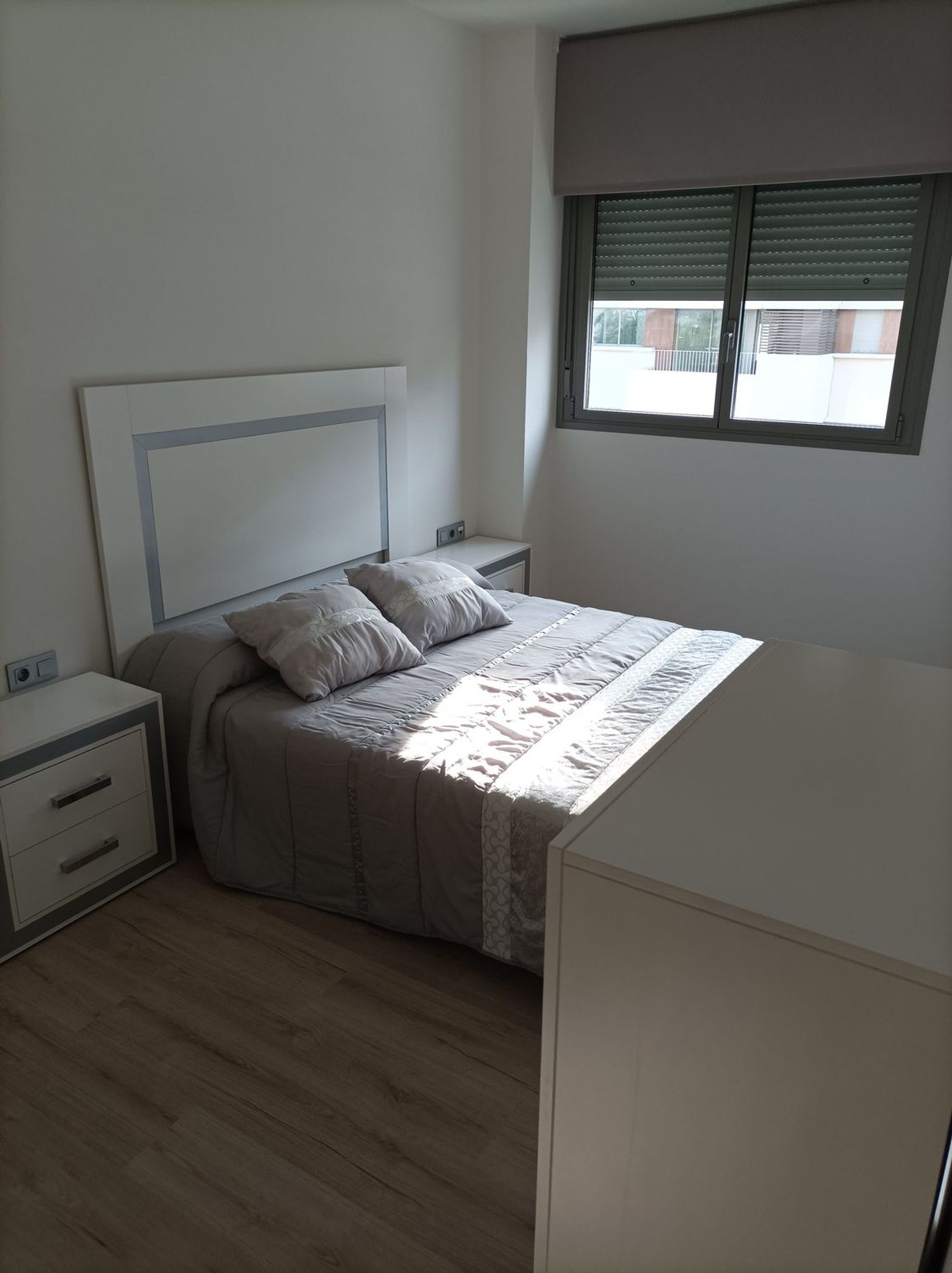 Piso en filólogo Julio casares, 18 - Foto 4