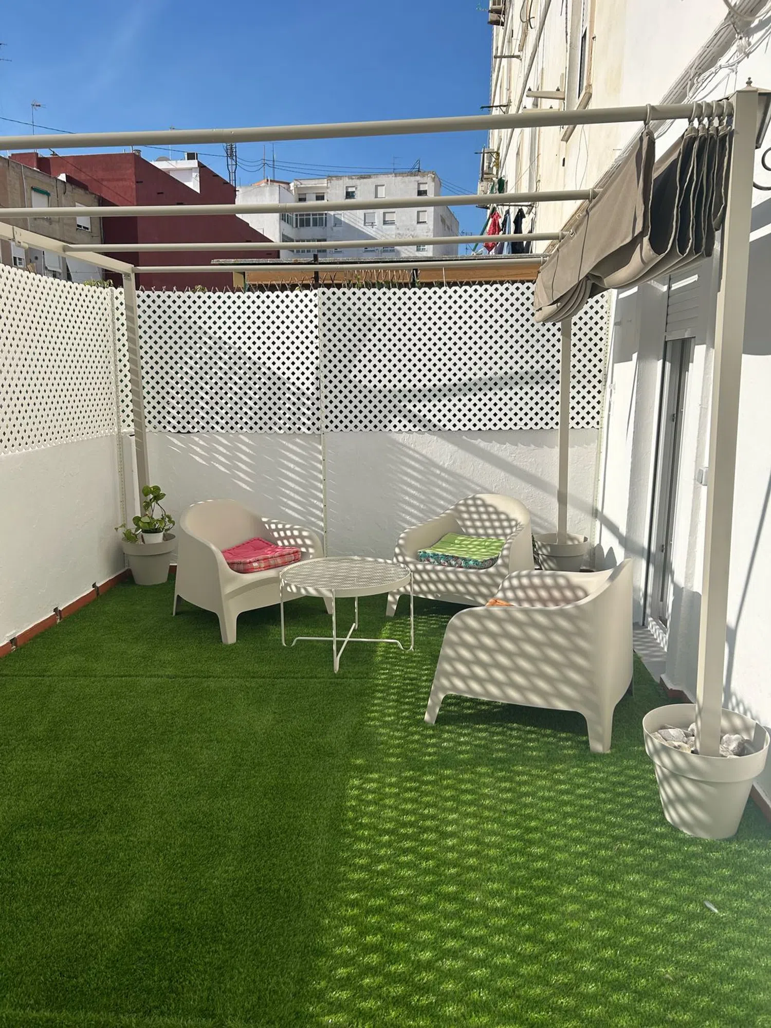 Piso en calle de l'Uruguai, 19 - Foto 2