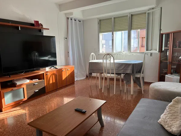 Piso en Calle Víctor Romanos, 18 - Foto 1