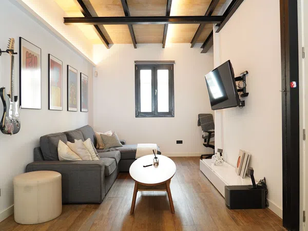 Piso en calle de Ticià, 17