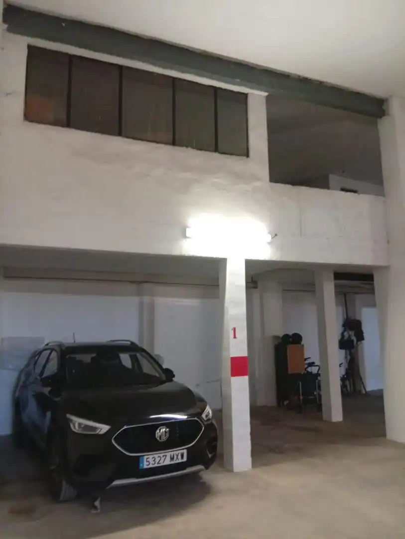 Local comercial en  Carrer Mare de Déu del Socorro 2 - Foto 3