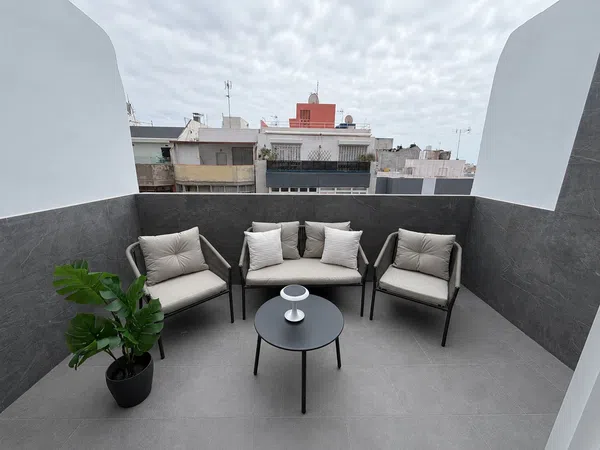 Ático en Calle General Mas de Gaminde, 39, Alcaravaneras - Foto 1
