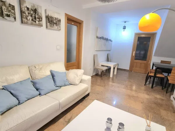 Chalet adosado en Plaza Enrique Granados, 41 - Foto 1