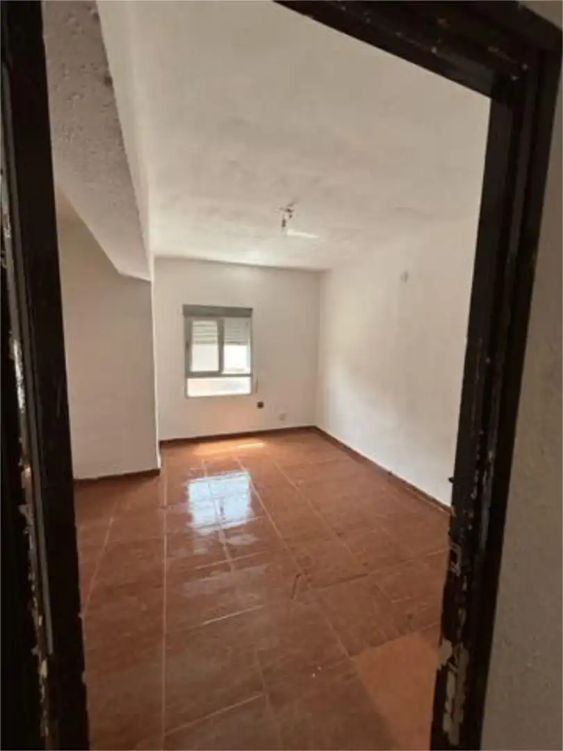 Piso en Benicalap - Foto 3