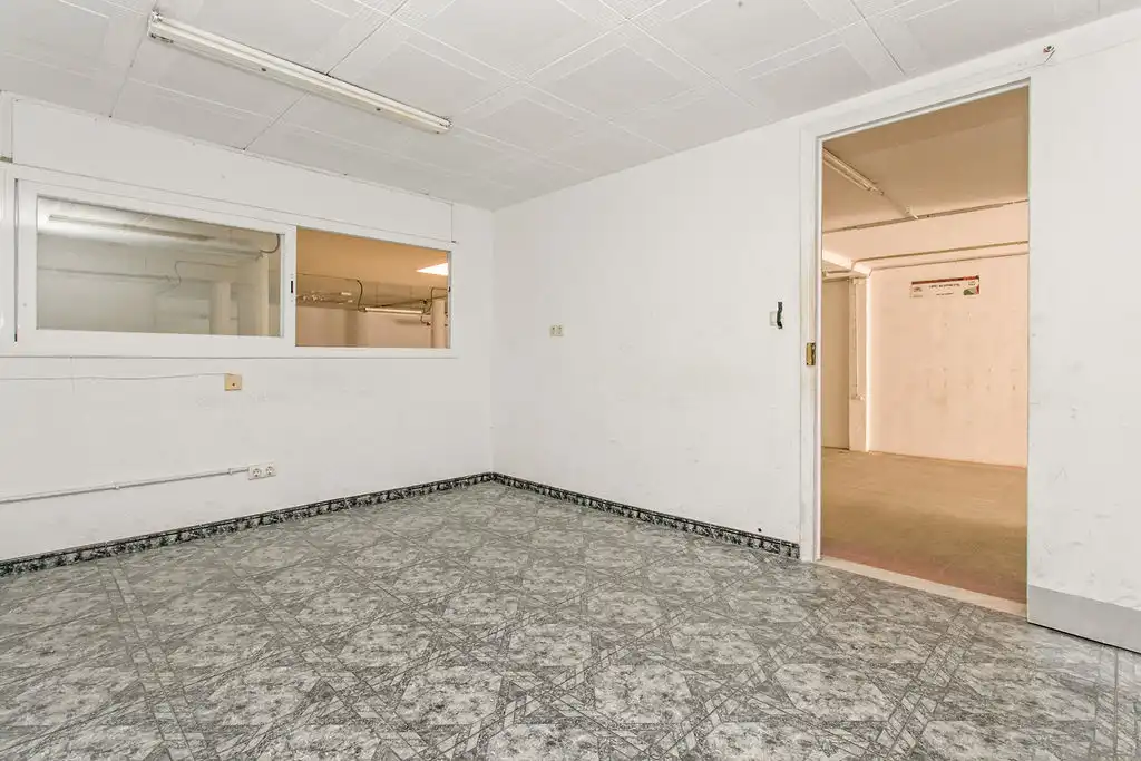 Local comercial en  C/ Bergueda - Foto 17