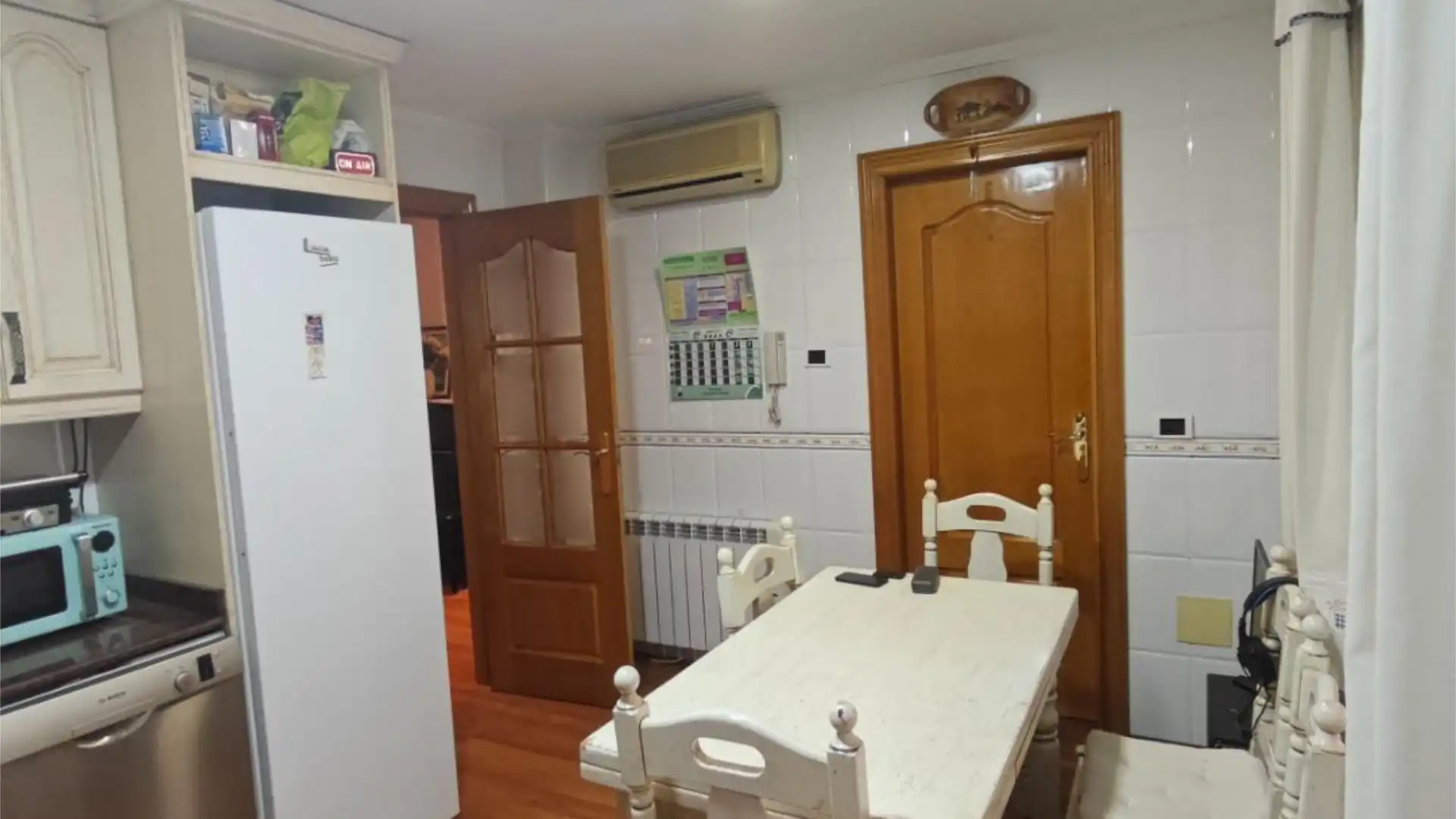 Casa adosada en  Calle Carrascos 18 - Foto 8