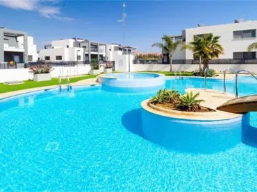 Chalet en Torrevieja - Foto 2