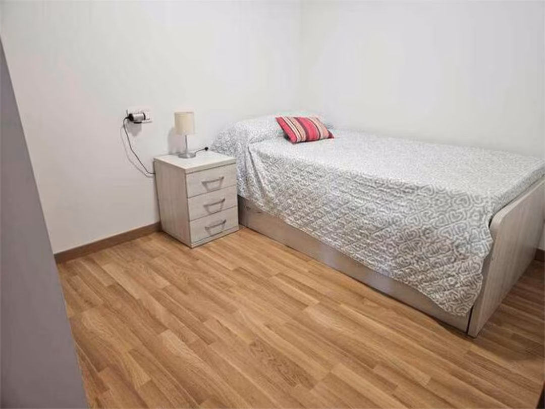 Apartamento en zona facultad medicina - Foto 6