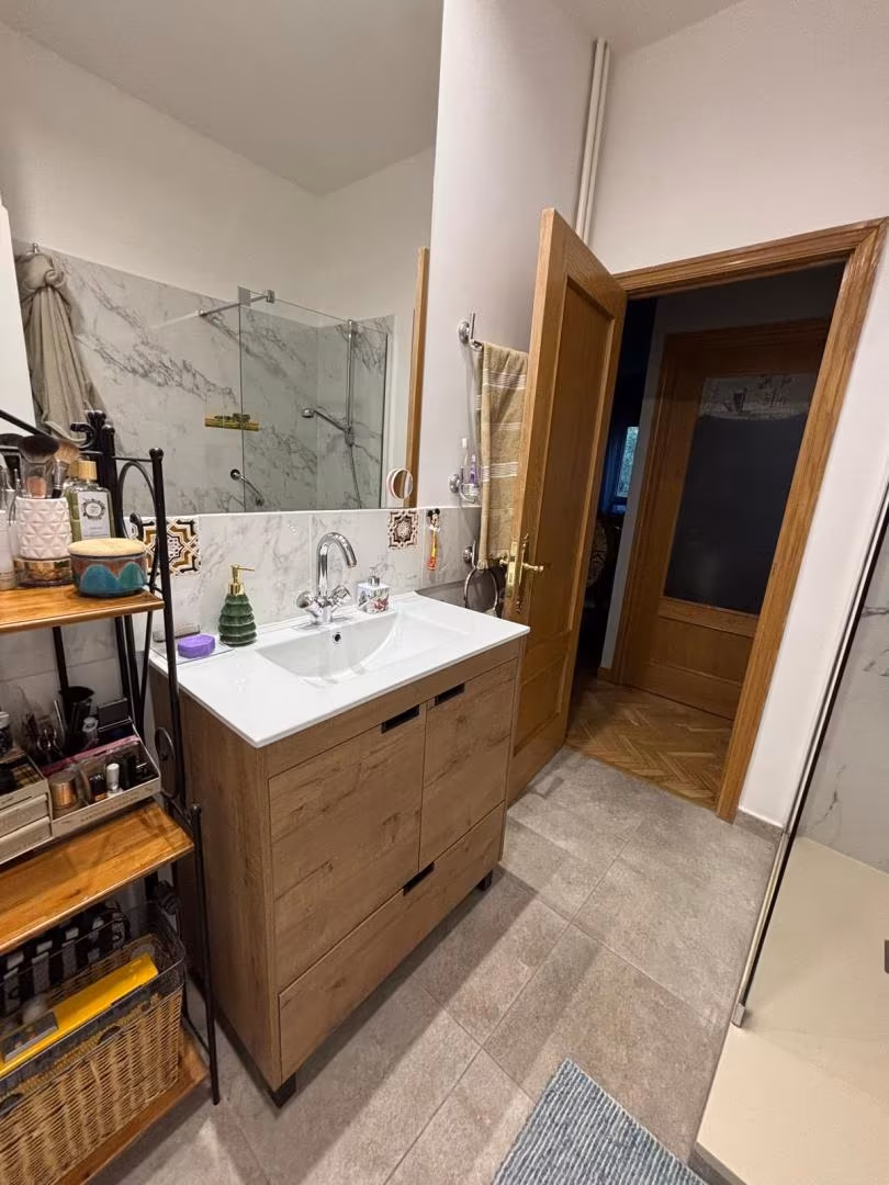 Piso en  Plaza del Conde del Valle de Súchil 12 - Foto 7