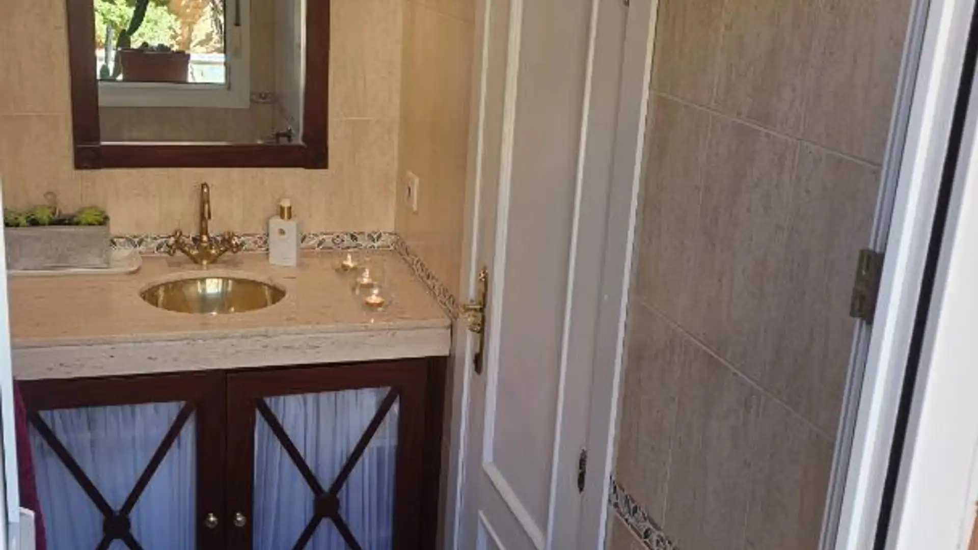 Casa adosada en  Calle Gutiérrez Soto 13 - Foto 18