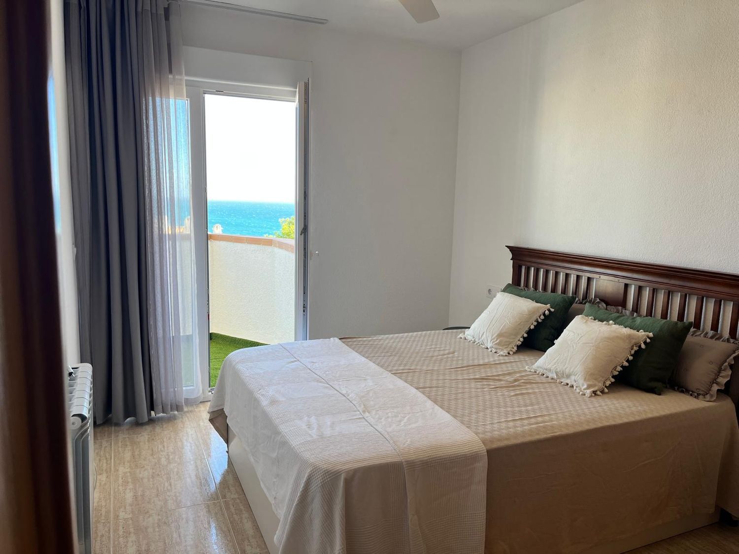 Chalet adosado en Avenida de las Adelfas, 230, Aguamarina - Foto 10