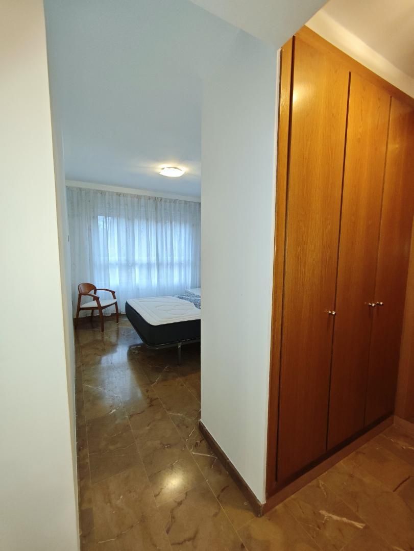 Piso en  Carrer del Pare Tomàs de Montañana 14 - Foto 4