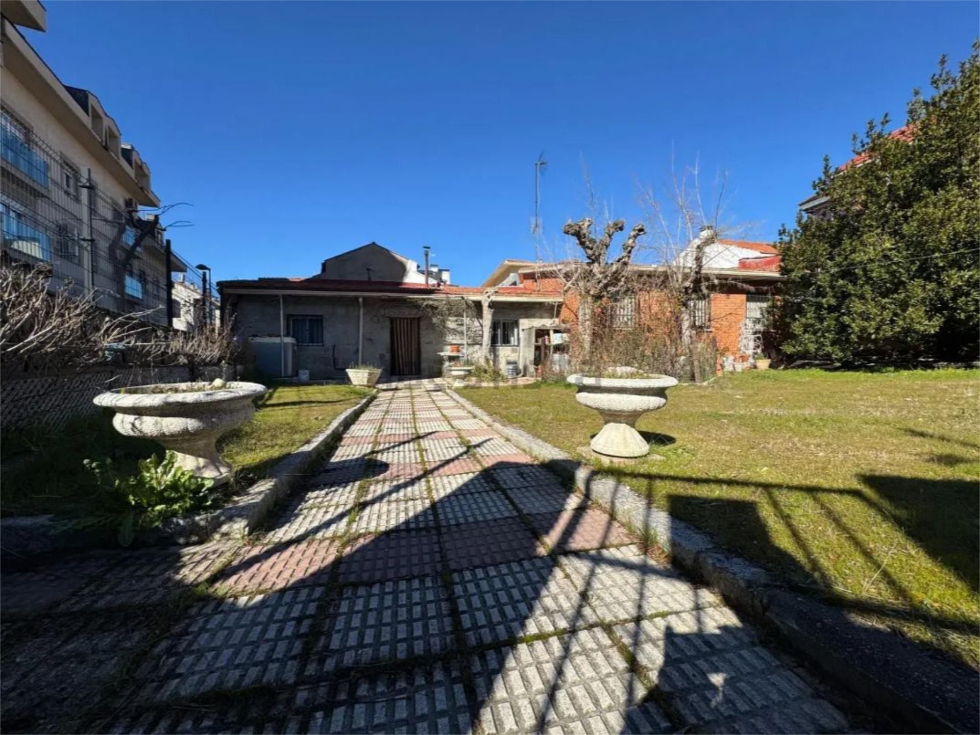 Piso en  Calle Segovia 1 - Foto 1