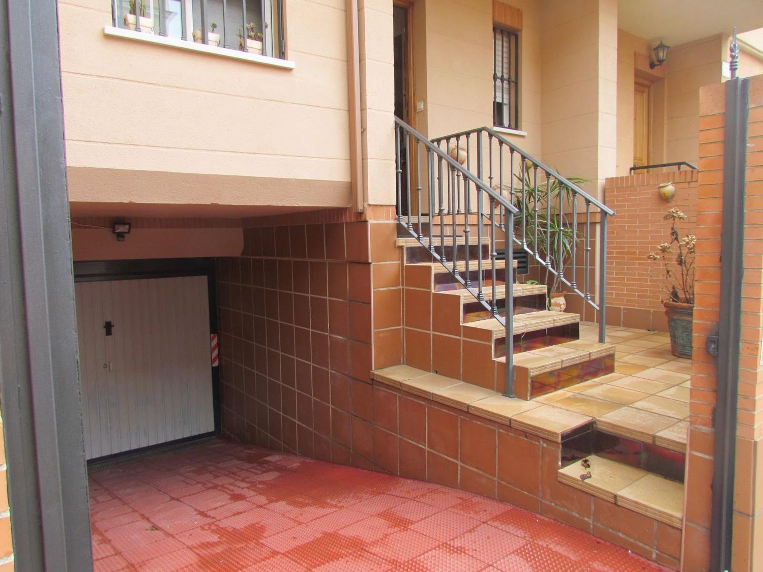Chalet adosado en Calle Alonso de Ercilla, 30 - Foto 2