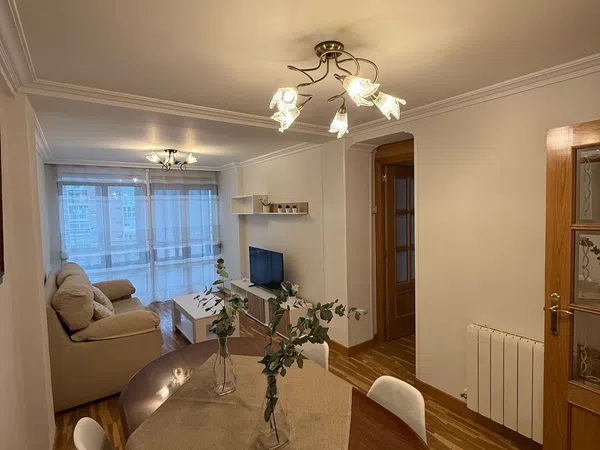 Piso en Calle Luis Alberdi, 22, Gamonal - San Bruno - G9 - Foto 2