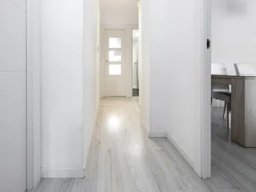 Piso en  Carrer de Narcís Giralt 11 - Foto 5