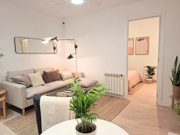 Piso en calle del Salitre, 13