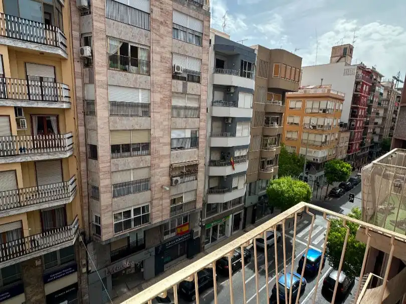 Piso en  Carrer Vicente Blasco Ibáñez 40 - Foto 2