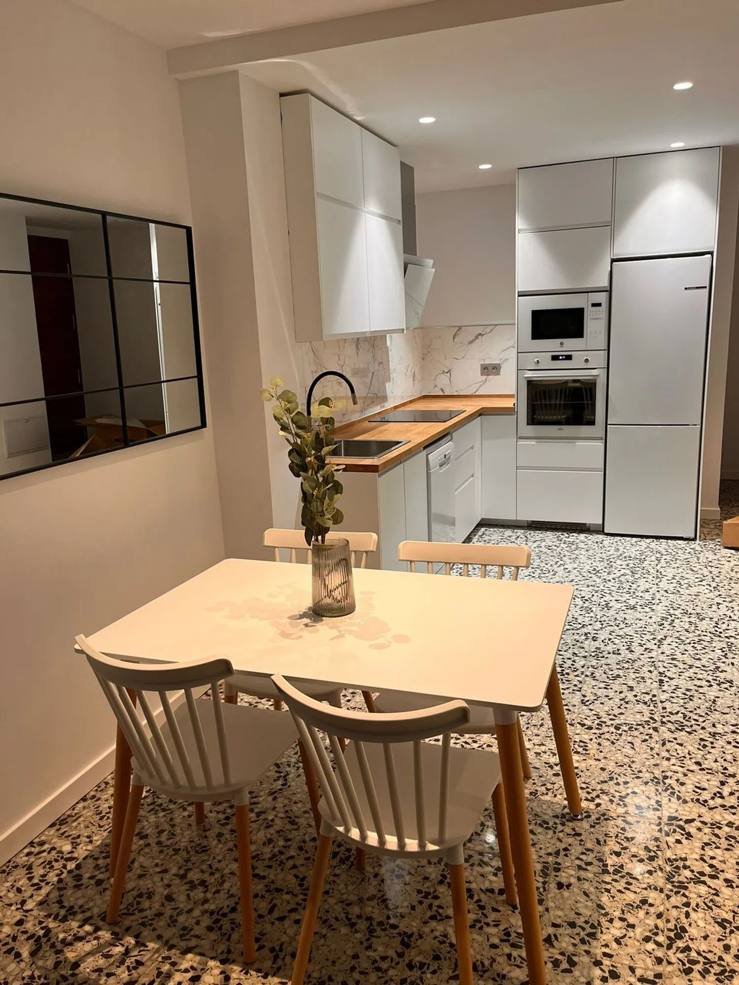 Piso en calle de Buenos Aires, 34 - Foto 1