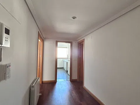 Piso en avenida de la Libertad, 1