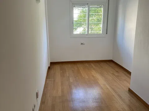 Piso en calle d'Ermengarda, 9