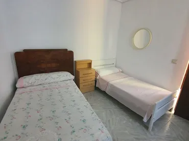 Chalet en  Calle Manuel de Falla 10 - Foto 5