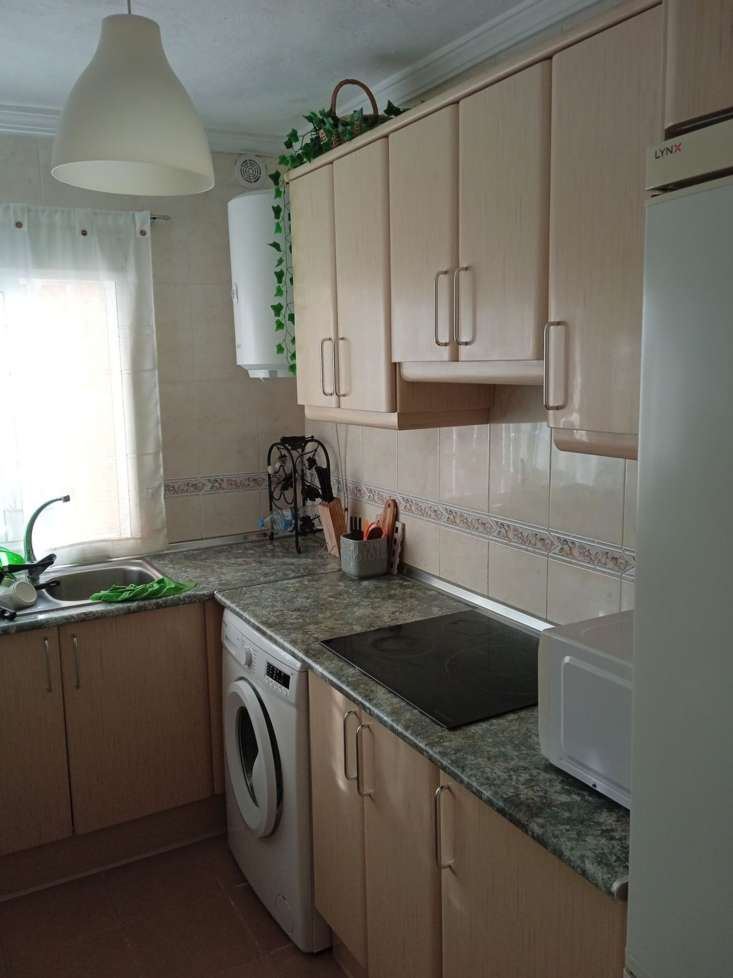 Piso en calle Almería, 73 - Foto 2