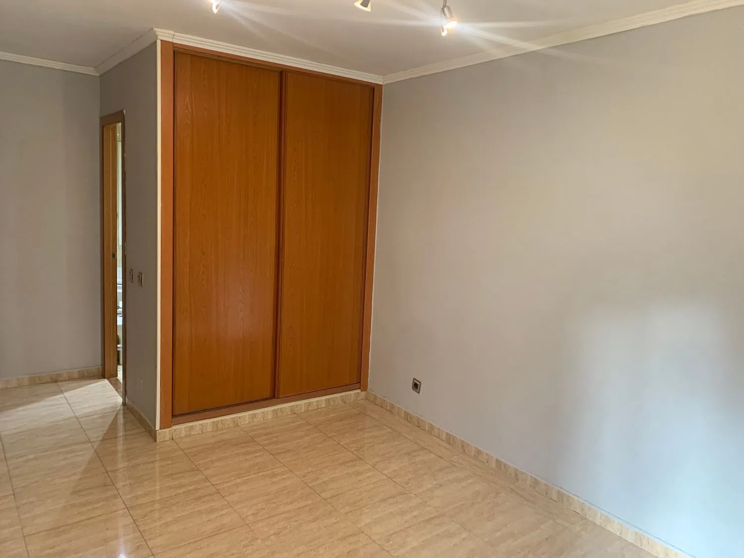 Piso en calle de Loeches, 3 - Foto 2