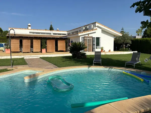 Casa o chalet independiente en Gerena - Foto 1