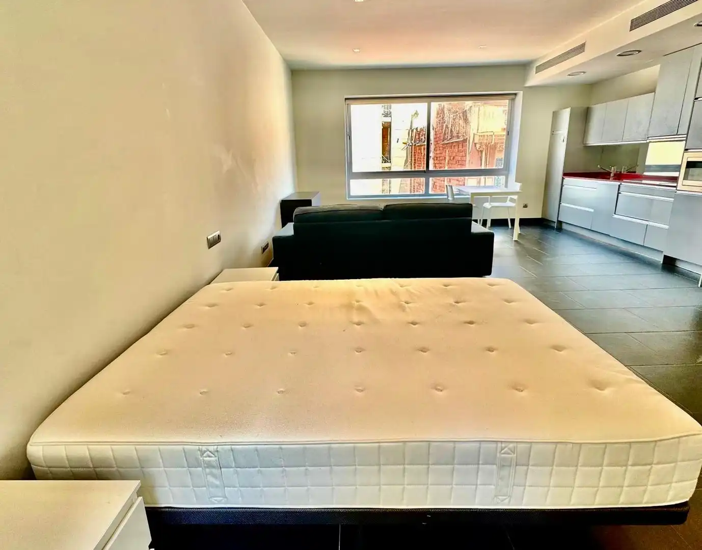 Estudio en  Carrer Carrer Mimoses - Foto 12