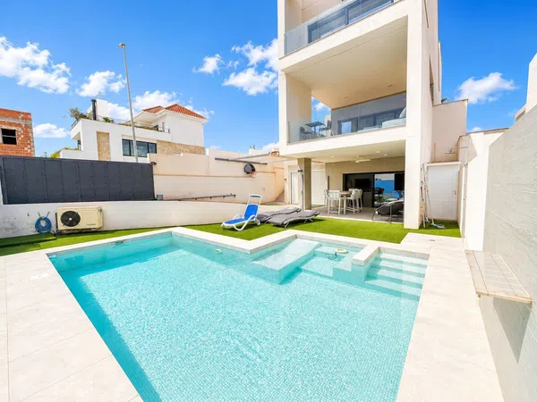 Casa o chalet independiente en Calle Reina Sofía, 30 - Foto 2