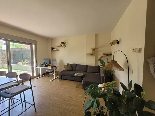 Piso en calle de Pedrezuela, 34